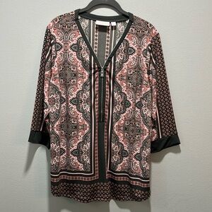 belle by Kim Gravel Size Large pale pink and gray pattern blouse